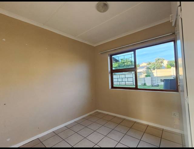 3 BEDROOM HOUSE FOR SALE IN WAVECREST